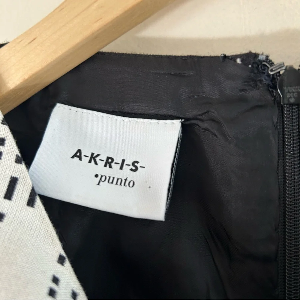 AKRIS Punto‎ Lace Jacquard Sheath Dress in Black sz 6
